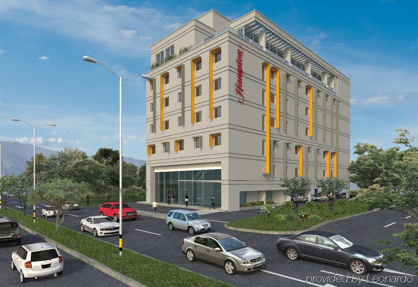 Hampton By Hilton Yopal Hotel Екстериор снимка