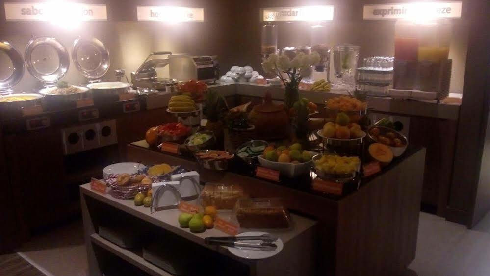 Hampton By Hilton Yopal Hotel Екстериор снимка